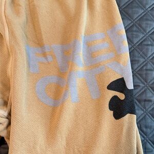 freecity women’s Sweatpants in Beige with Black Accent